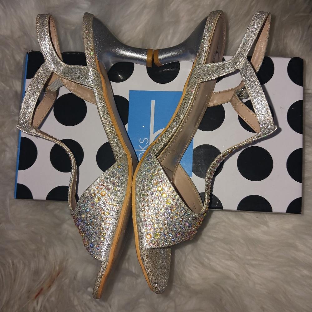 Bks Bakers Women silver rhinestone sandal heels - Picture 6 of 12